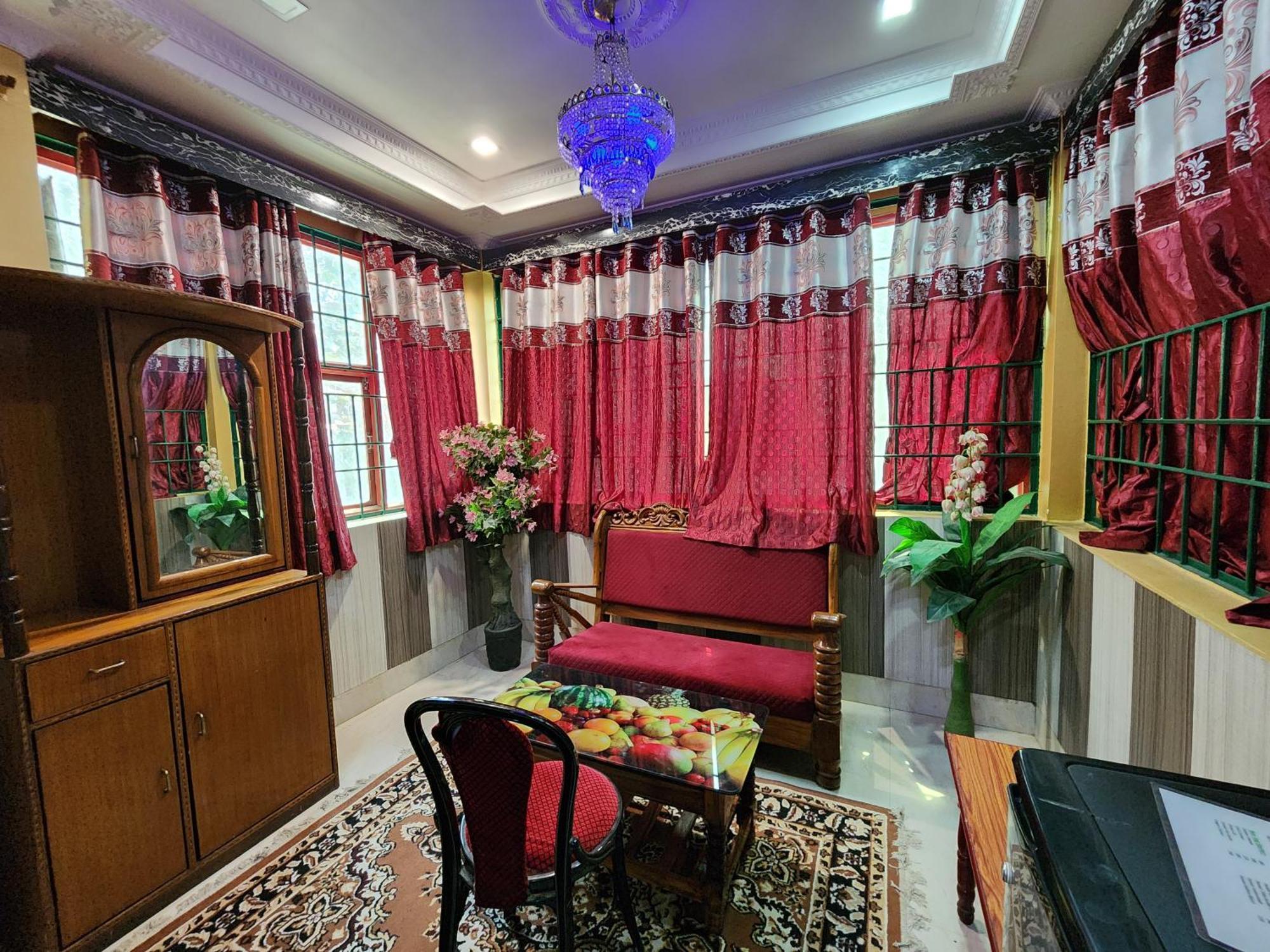 Hotel Shri Durga Baripada المظهر الخارجي الصورة